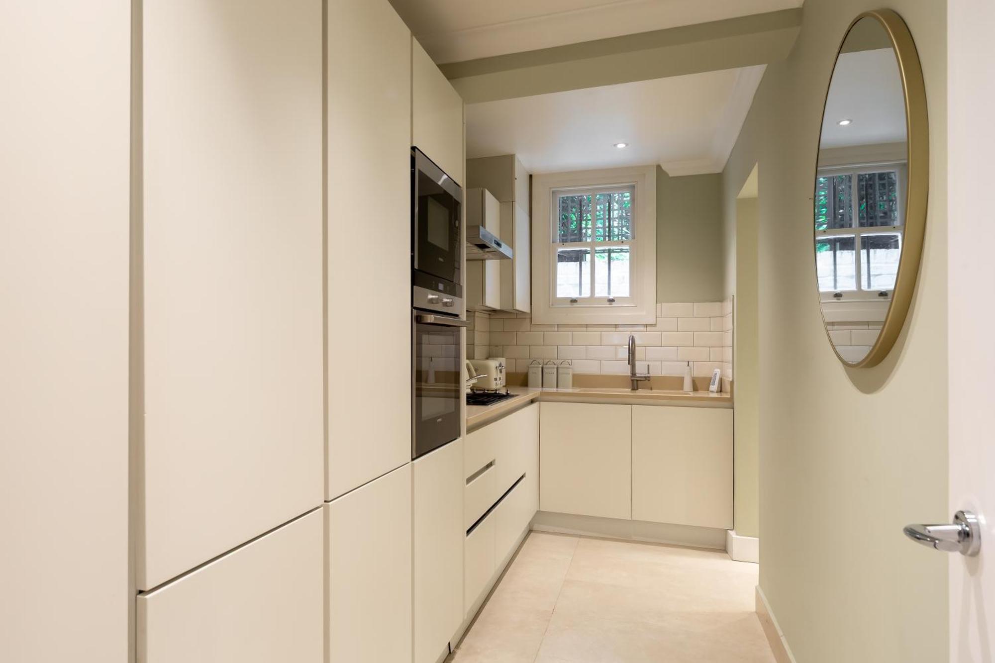 Luxury 3bd 3bth Knightsbridge, South Kensington