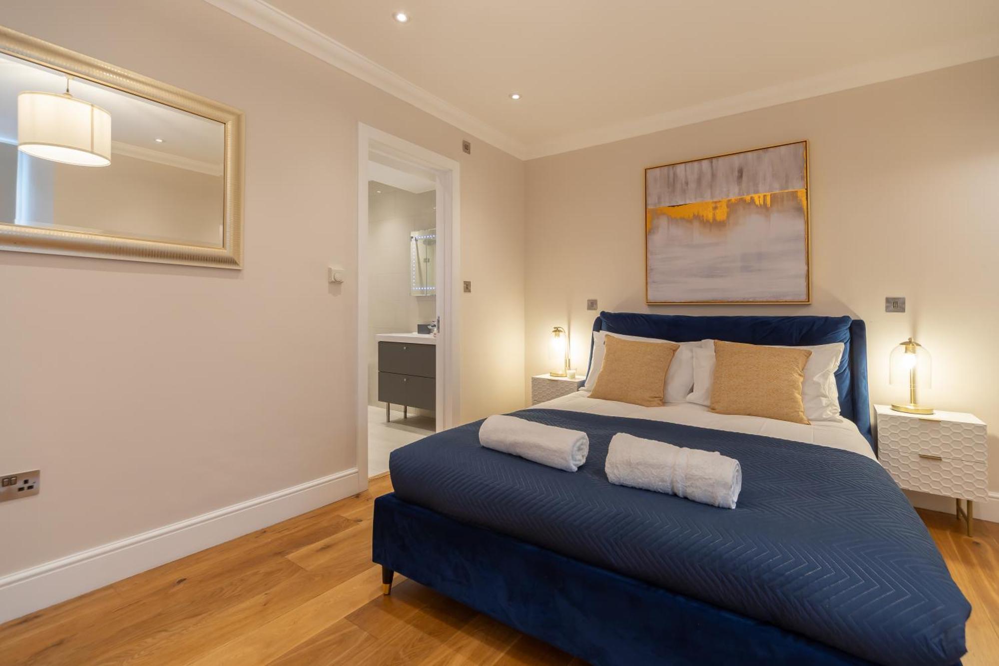 Apartment Luxury 3bd 3bth Knightsbridge, South Kensington London